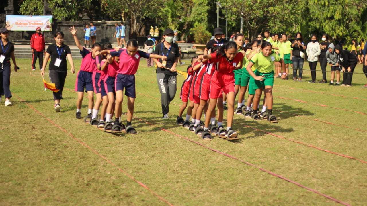 PEMKOT ADAKAN RANGKAIAN KEGIATAN LOMBA MENYAMBUT HARI ANAK NASIONAL 2022