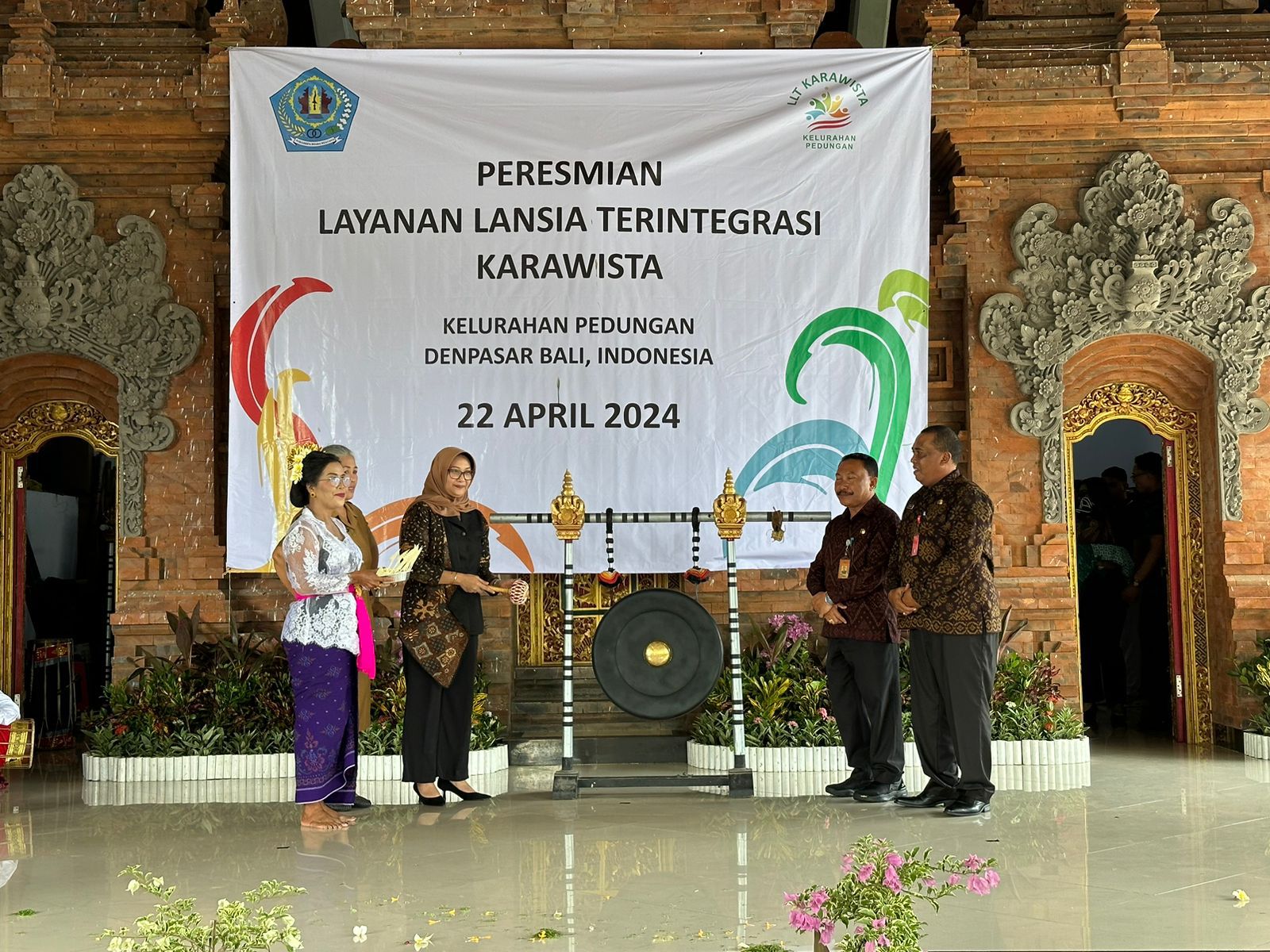 PERESMIAN LAYANAN LANSIA TERINTEGRASI KARAWISTA