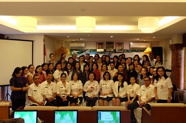 PELATIHAN DIGITAL MARKETING BAGI HOME INDUSTRY PEREMPUAN DI KOTA DENPASAR TAHUN 2019