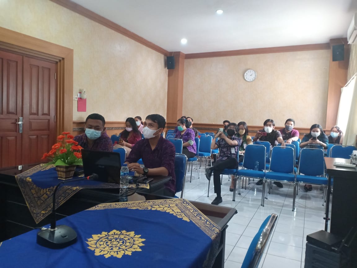PELATIHAN TENAGA IT DILINGKUNGAN DINAS PPPAPPKB KOTA DENPASAR  