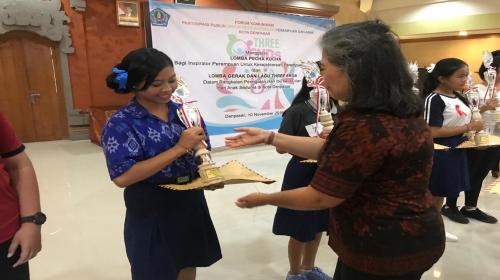 Lomba Pecha Kucha dan Lomba Gerak Lagu Three Ends memperingati Hari Ibu ke 90 dan Hari Anak Sedunia Tahun 2018
